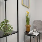 Funkcjonalny Smart Tv & Wifi By Renters Rzeszow