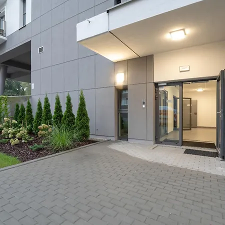 Funkcjonalny Smart Tv & Wifi By Renters Ряшів