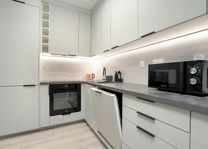 Funkcjonalny Smart Tv & Wifi By Renters Lägenhet Rzeszów