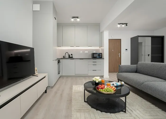 Funkcjonalny Smart Tv & Wifi By Renters * Rzeszów