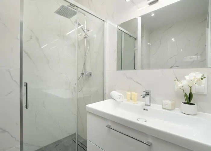 Lägenhet Funkcjonalny Smart Tv & Wifi By Renters Rzeszów